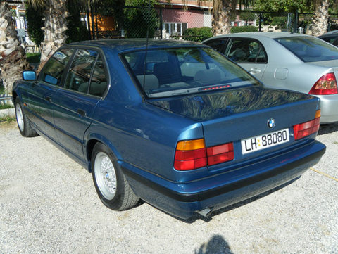 Skinnende blank og fin