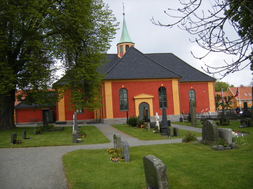 fredriksvern-kirke.jpg